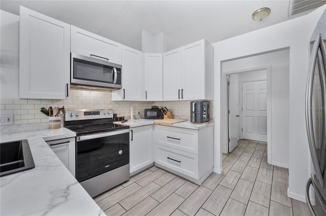 6922 DOEHRING DRIVE, Lakeland, FL 33810