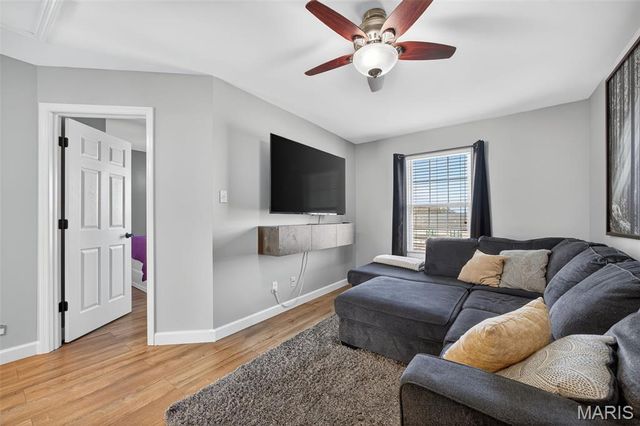 270 Le Beau Lane, St Charles, MO 63303