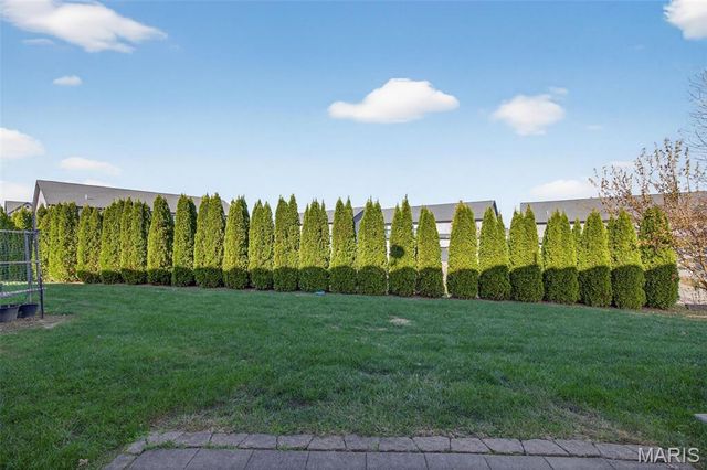 270 Le Beau Lane, St Charles, MO 63303