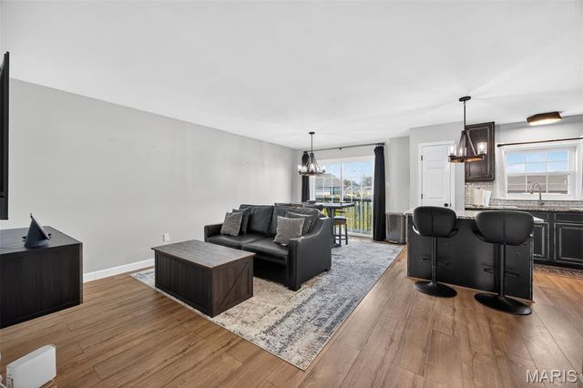 270 Le Beau Lane, St Charles, MO 63303