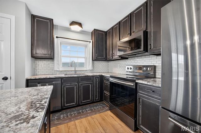 270 Le Beau Lane, St Charles, MO 63303