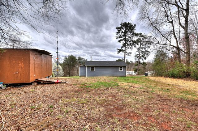 325 Rock Quarry Road, Travelers Rest, SC 29690