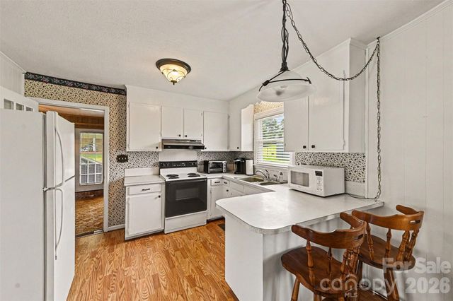 5111 Hawthorne Lane, Shelby, NC 28152