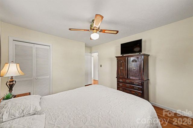 5111 Hawthorne Lane, Shelby, NC 28152