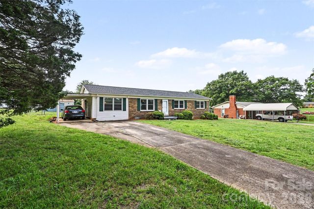 5111 Hawthorne Lane, Shelby, NC 28152