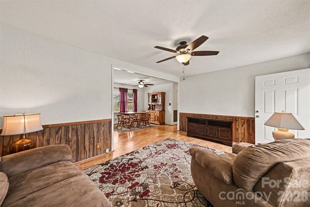 5111 Hawthorne Lane, Shelby, NC 28152