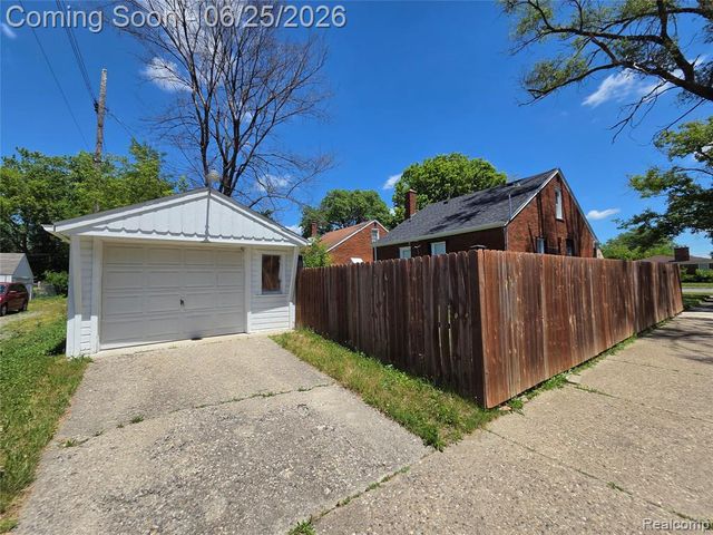 20005 Regent Drive, Detroit, MI 48205
