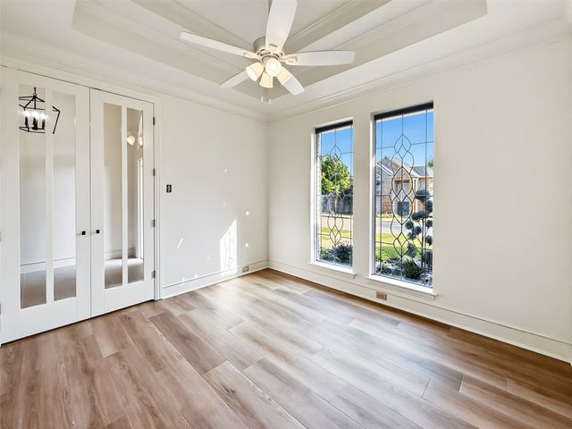 429 Remington Drive E, Highland Village, TX 75077