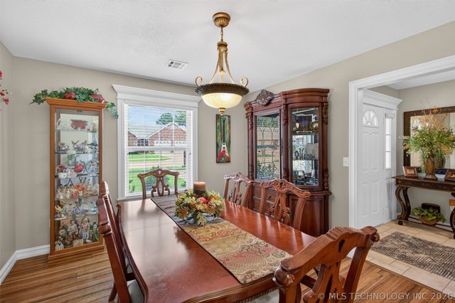 204 Gist Drive, Pryor, OK 74361