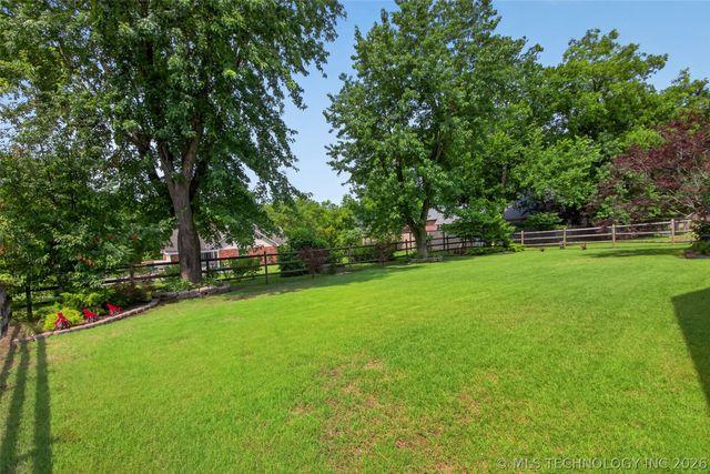 204 Gist Drive, Pryor, OK 74361