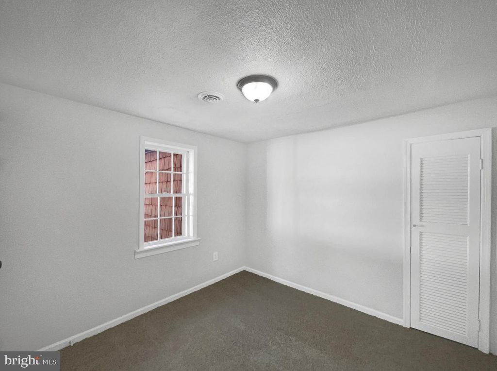 Image 27 of property listing at 1101 PINE LN, Accokeek, MD 20607