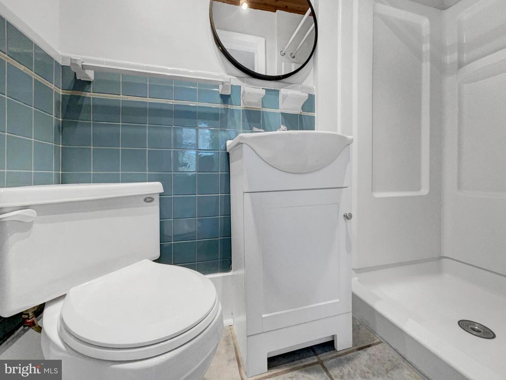 Image 5 of property listing at 1101 PINE LN, Accokeek, MD 20607