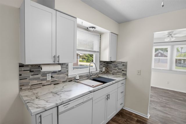 713 2nd Street SE, Altoona, IA 50009