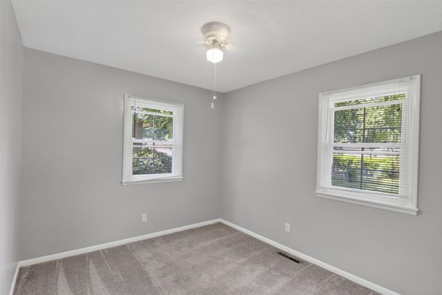 713 2nd Street SE, Altoona, IA 50009