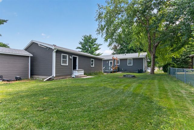 713 2nd Street SE, Altoona, IA 50009
