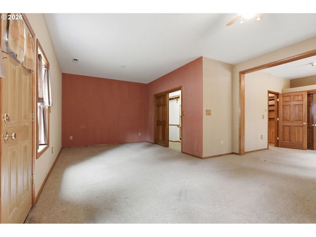 7100 Ne 151ST Cir, Vancouver, WA 98686