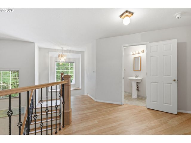 7100 Ne 151ST Cir, Vancouver, WA 98686