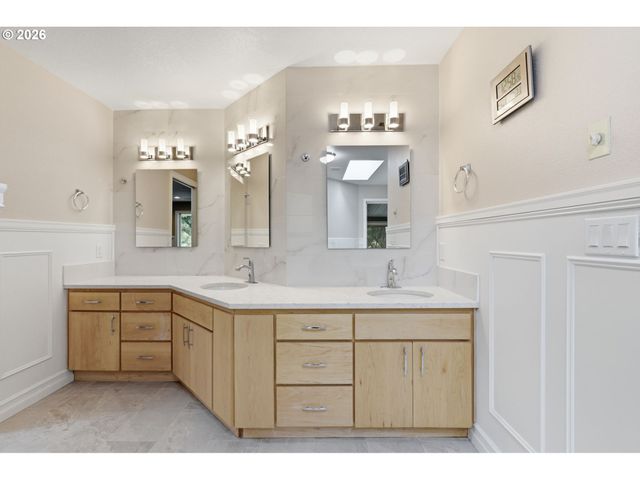 7100 Ne 151ST Cir, Vancouver, WA 98686
