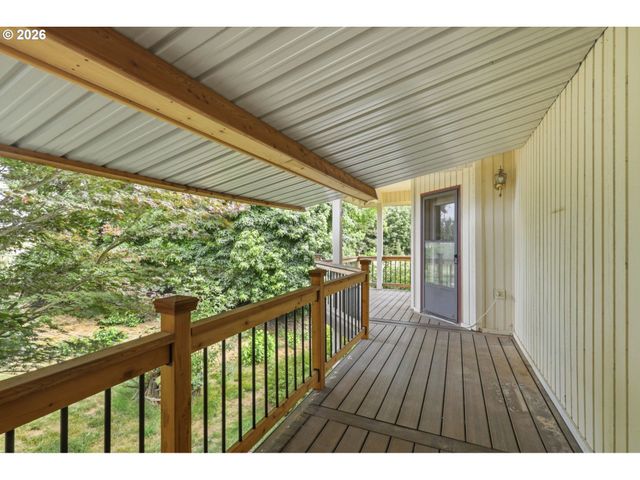 7100 Ne 151ST Cir, Vancouver, WA 98686