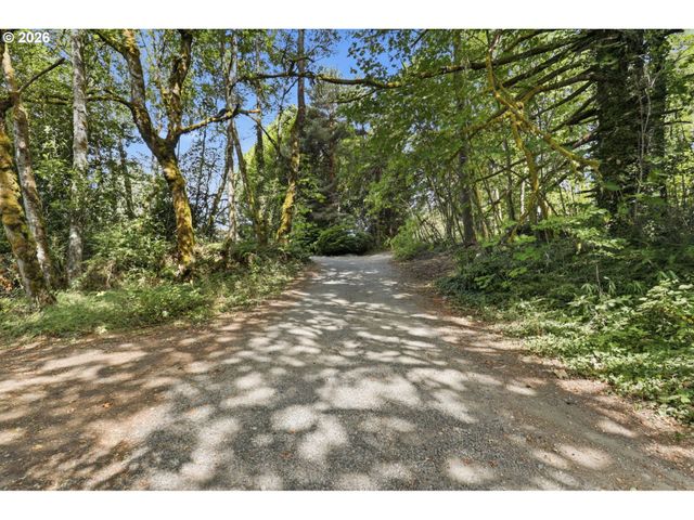 7100 Ne 151ST Cir, Vancouver, WA 98686