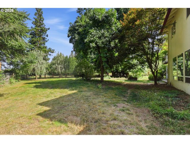 7100 Ne 151ST Cir, Vancouver, WA 98686