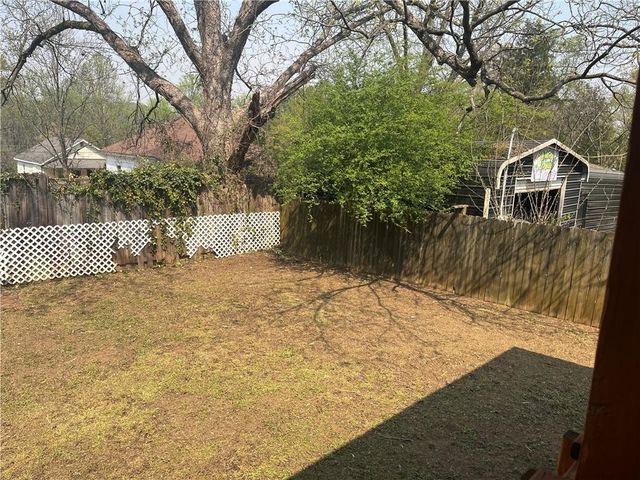 145 Peachtree Street, Griffin, GA 30223