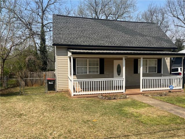 145 Peachtree Street, Griffin, GA 30223