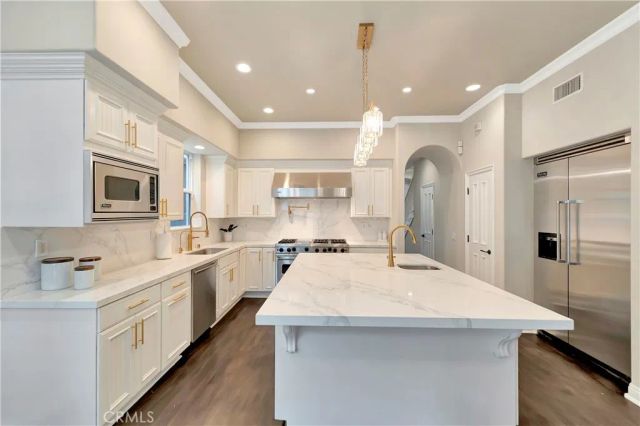 614 16th Street, Huntington Beach, CA 92648