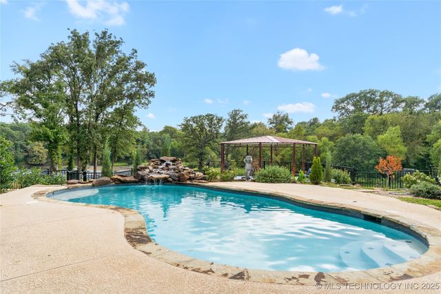 259 Eaglelake Drive, Durant, OK 74701