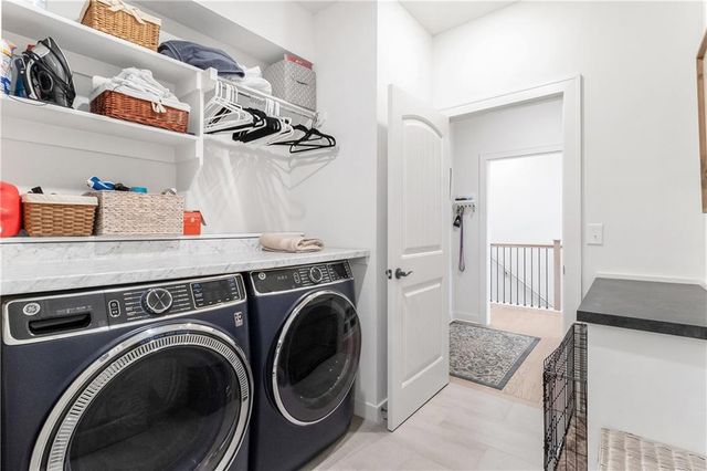 3116 SW Arbortree Drive, Lee's Summit, MO 64082