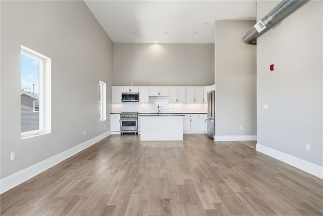 3809 Liberty Ave 401, Lawrenceville, PA 15201
