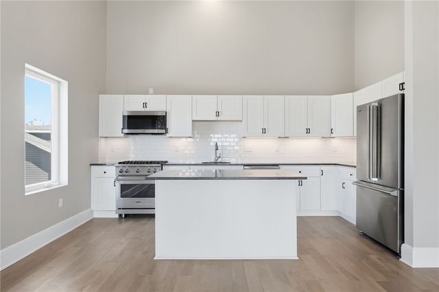 3809 Liberty Ave 401, Lawrenceville, PA 15201