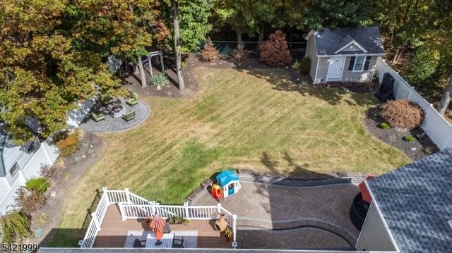 6 Melissa Dr, Totowa Boro, NJ 07512