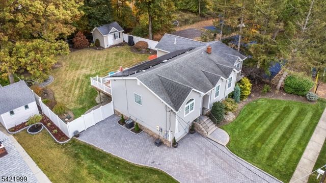 6 Melissa Dr, Totowa Boro, NJ 07512