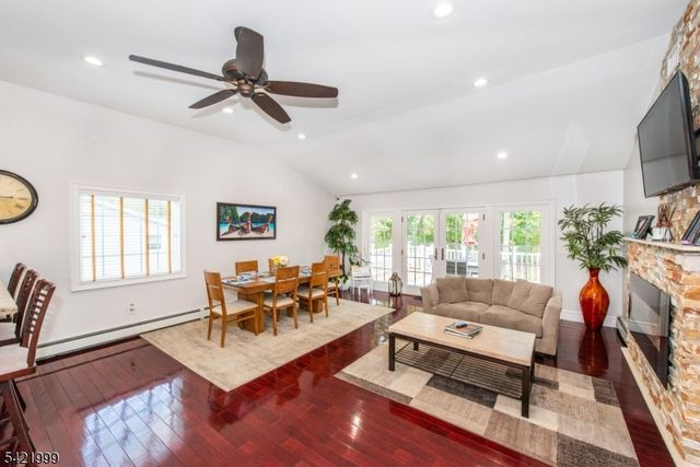 6 Melissa Dr, Totowa Boro, NJ 07512
