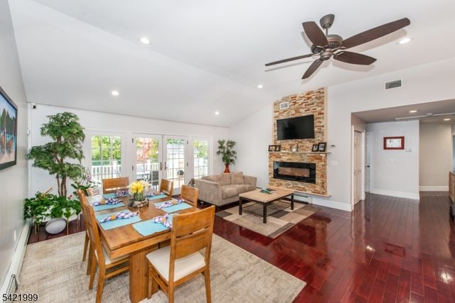 6 Melissa Dr, Totowa Boro, NJ 07512