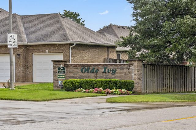 2450 E German Ivy, Springfield, MO 65804