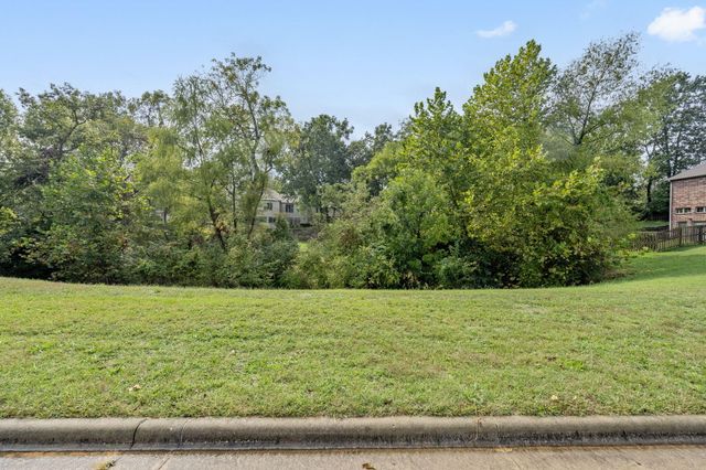 2450 E German Ivy, Springfield, MO 65804