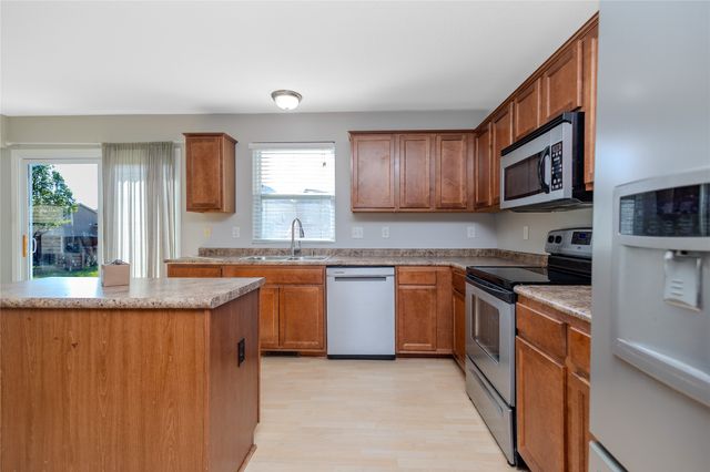 511 SW Springfield Drive, Ankeny, IA 50023