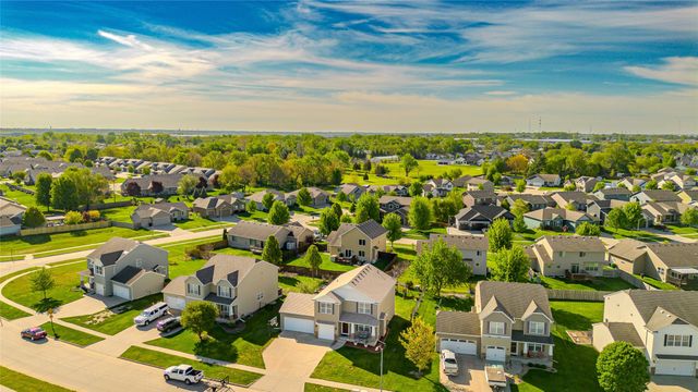 511 SW Springfield Drive, Ankeny, IA 50023