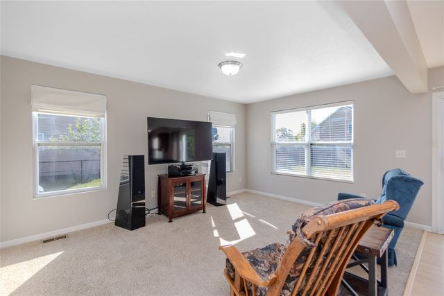 511 SW Springfield Drive, Ankeny, IA 50023