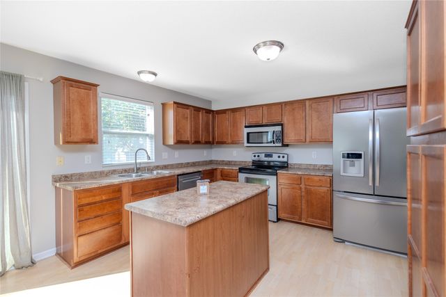 511 SW Springfield Drive, Ankeny, IA 50023