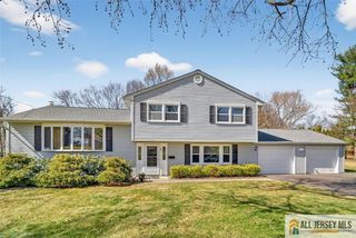 7 Griggs Road, Cranbury, NJ 08512