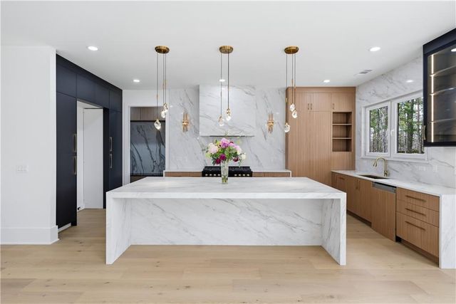 2724 Talley Lane, Buford, GA 30519