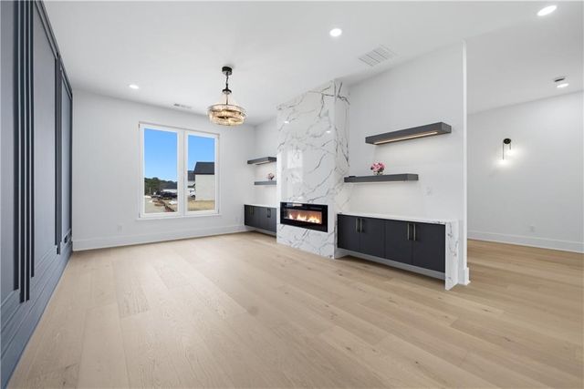 2724 Talley Lane, Buford, GA 30519