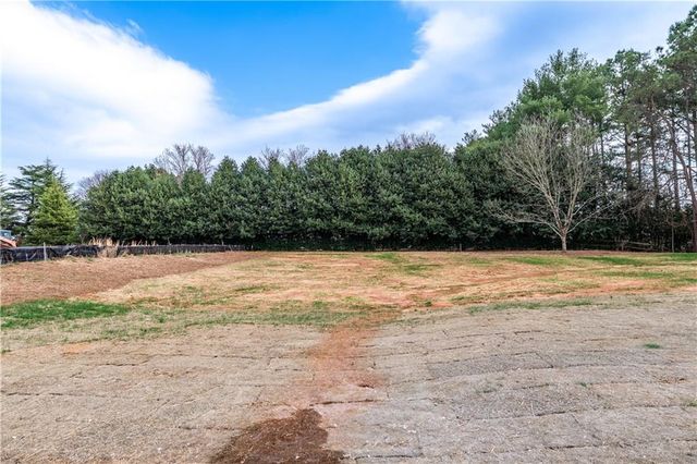 2724 Talley Lane, Buford, GA 30519