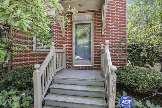 319 W 2nd Avenue, Columbus, OH 43201