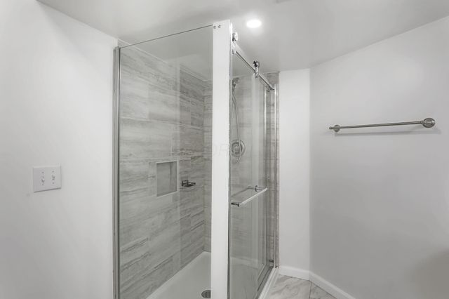 319 W 2nd Avenue, Columbus, OH 43201