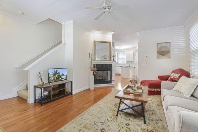 319 W 2nd Avenue, Columbus, OH 43201