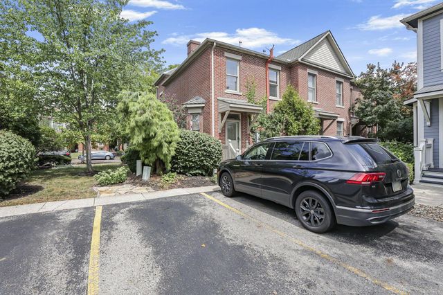 319 W 2nd Avenue, Columbus, OH 43201